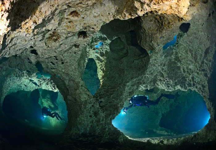 wes skiles peacock springs underwater cave