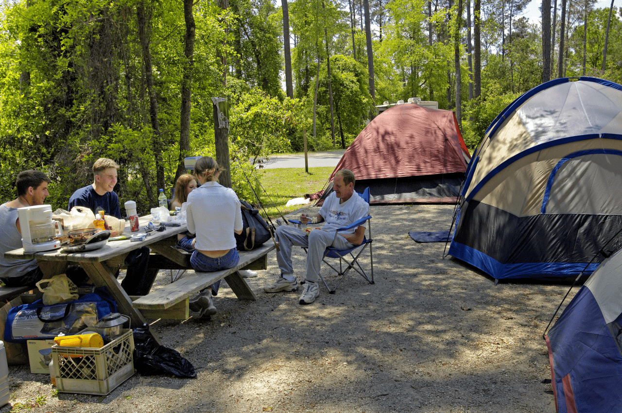Campers_at_Stephen_Foster_State_Park