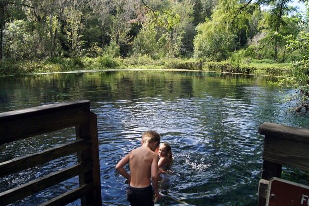 Ichetucknee Springs is ideal for the family 